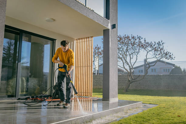 Best Animal Enclosure Cleaning  in Washington Terrace, UT